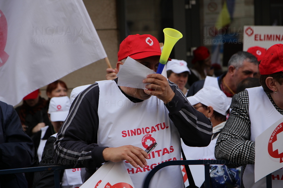 MINISTERUL SANATATII - SINDICATUL SANITAS - PROTEST