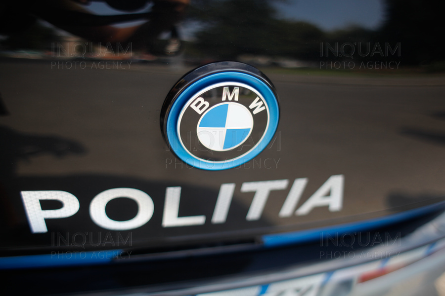 POLITIE - AUTOMOBIL ELECTRIC - BMW