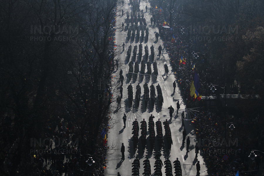 BUCURESTI - PARADA - ZIUA NATIONALA A ROMANIEI