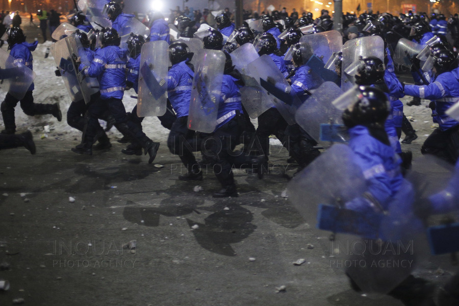 BUCURESTI - PROTEST - ORDONANTE