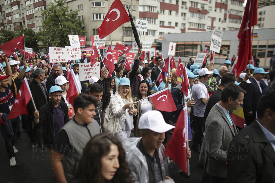 BUCURESTI - MARSUL PRIMAVERII - COMUNITATE TURCA