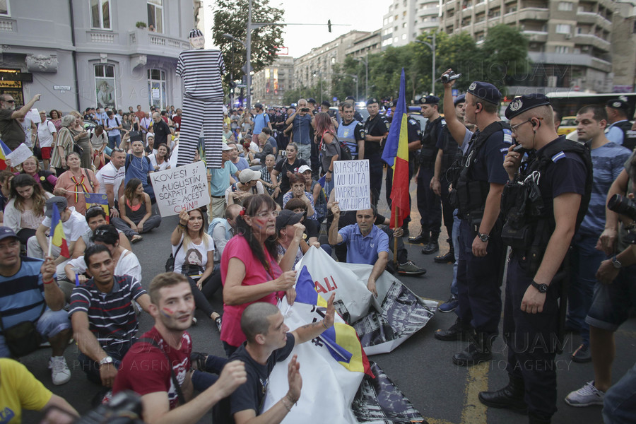 BUCURESTI - PROTEST - REZIST