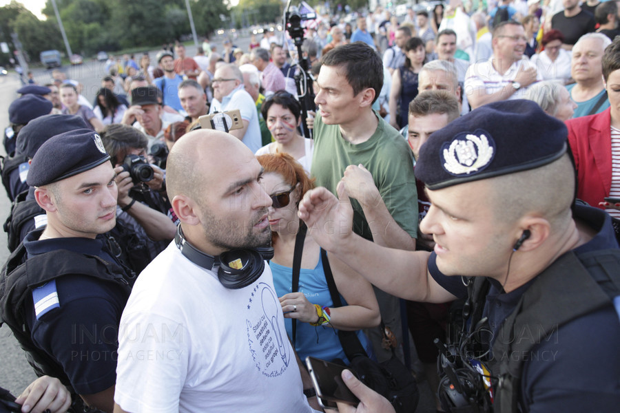 BUCURESTI - PROTEST - REZIST