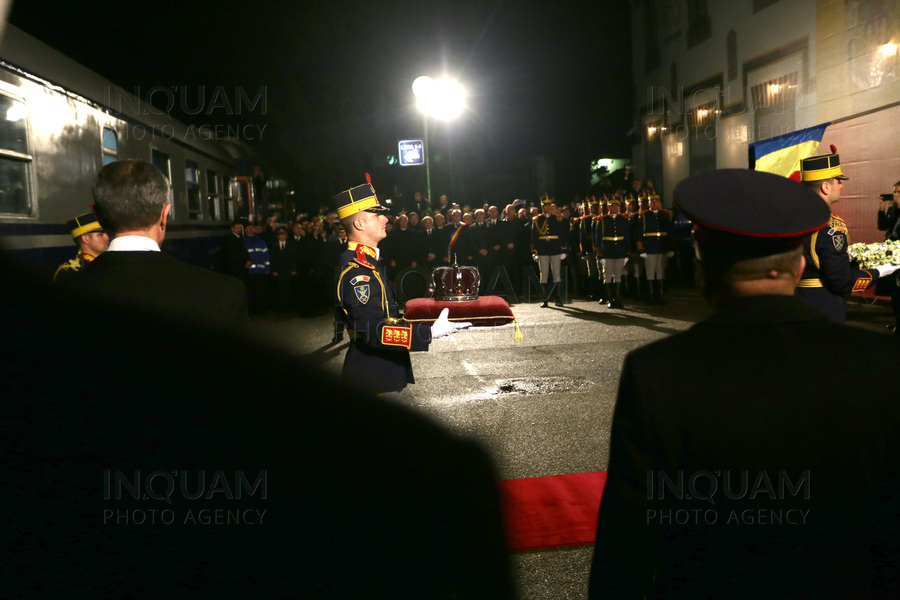 REGELE MIHAI I - FUNERALII - CURTEA DE ARGES