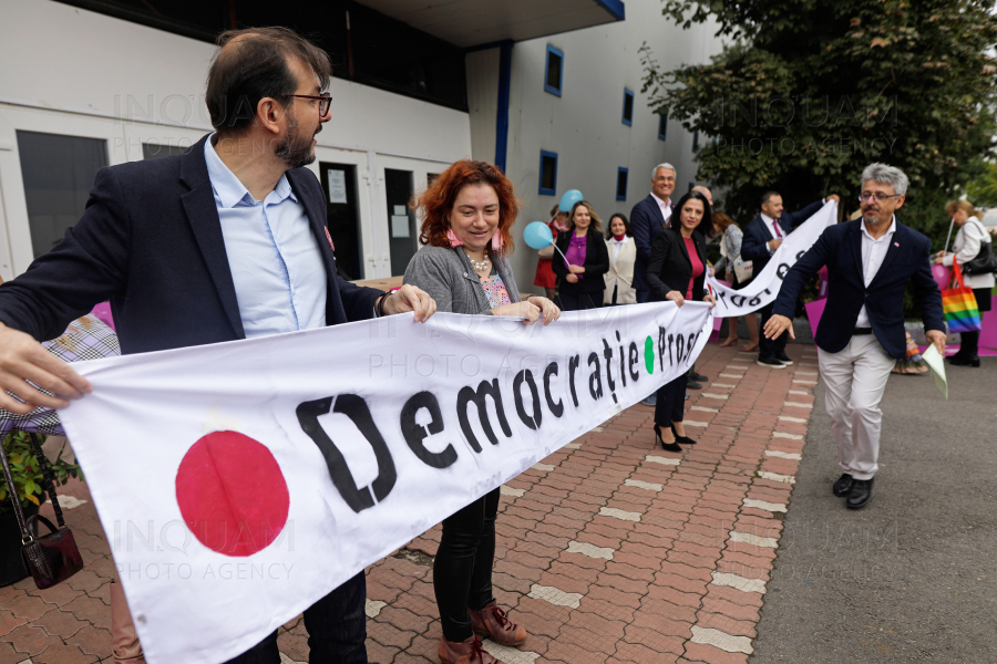 BUCURESTI - BEC - ALEGERI 2024 - PLATFORMA PENTRU DEMOCRATIE - DEPUNERE SEMNATURI - 12 OCT 2024