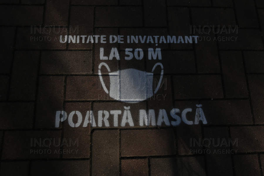 BUCURESTI - COVID-19 - UNITATI DE INVATAMANT - MASTI - 12 OCT 2020
