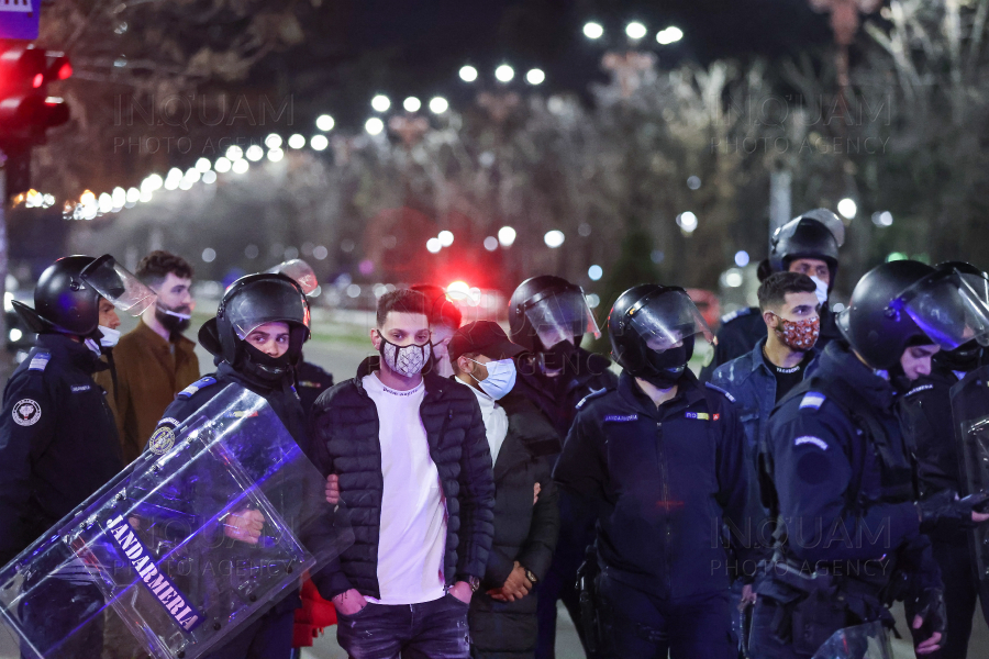 BUCURESTI - COVID-19 - URMARI - PROTEST - MASURI GUVERN - 30 MAR 2021