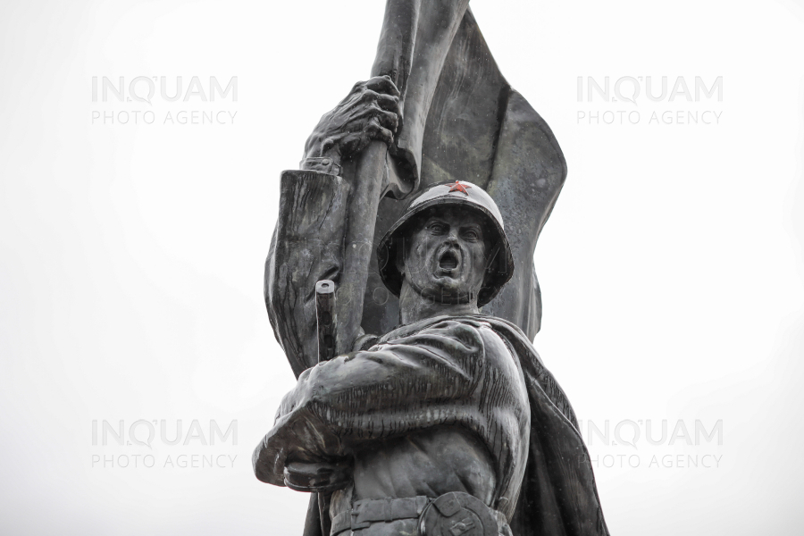 BUCURESTI - DEPUNERE COROANE DE FLORI - MONUMENTUL OSTASULUI SOVIETIC - 20 FEBRUARIE 2020