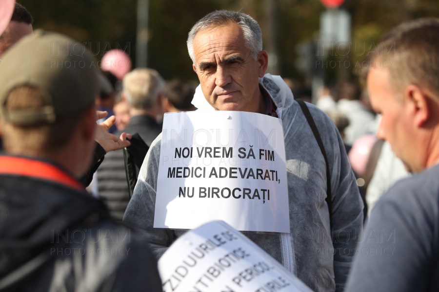 BUCURESTI - GUVERN - PROTEST - COLEGIUL MEDICILOR VETERINARI