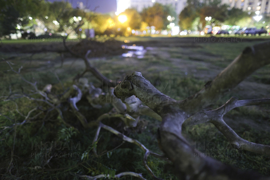 BUCURESTI - INCIDENTE - PIATA UNIRII - SANTIER PLANSEU DAMBOVITA - 14 OCT 2024