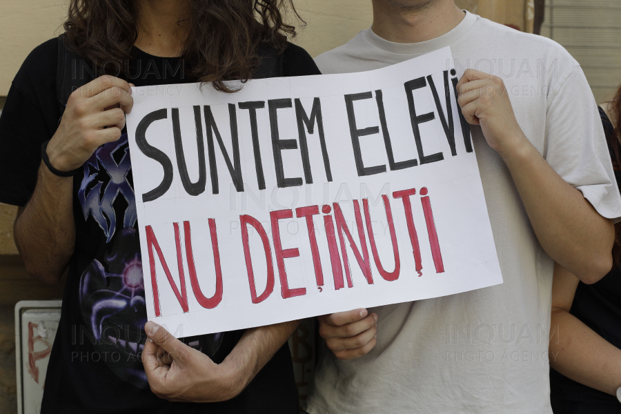 BUCURESTI - MINISTERUL EDUCATIEI - PROTEST - DETENTIE - 25 IUN 2024