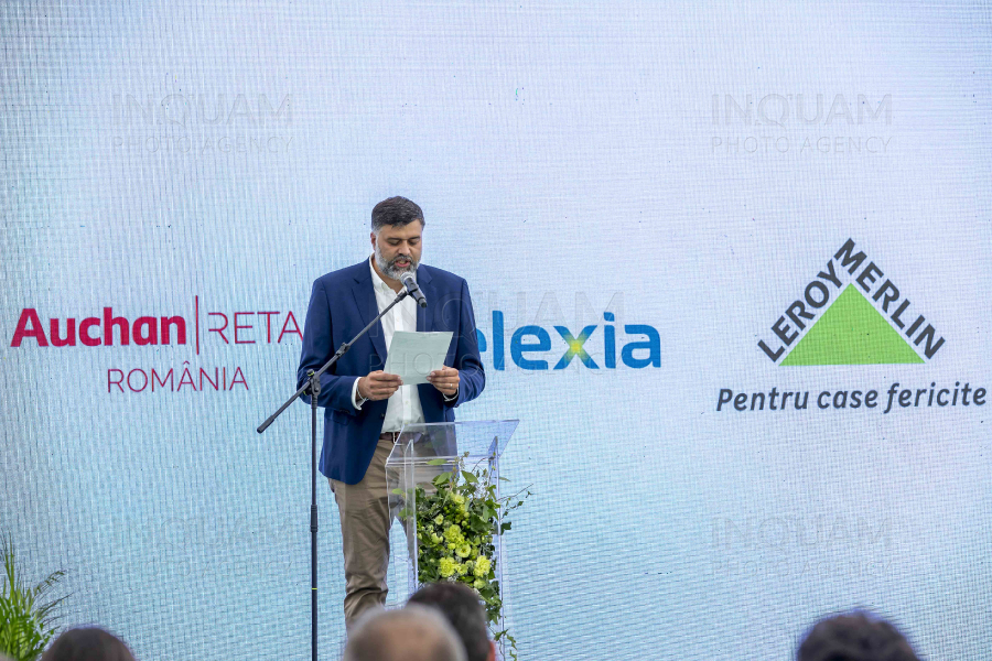 BUCURESTI - PANOURI FOTOVOLTAICE - RETAILERI - 2 SEP 2024