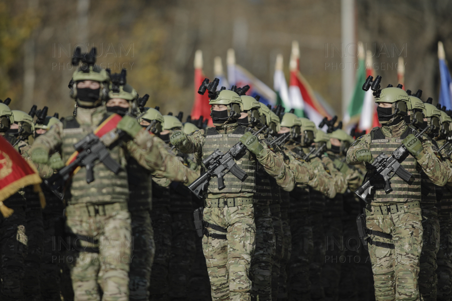 BUCURESTI - PARADA MILITARA - ZI NATIONALA - 1 DEC 2021