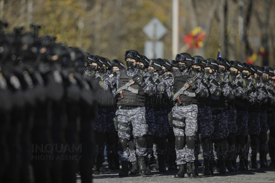 BUCURESTI - PARADA MILITARA - ZI NATIONALA - 1 DEC 2021