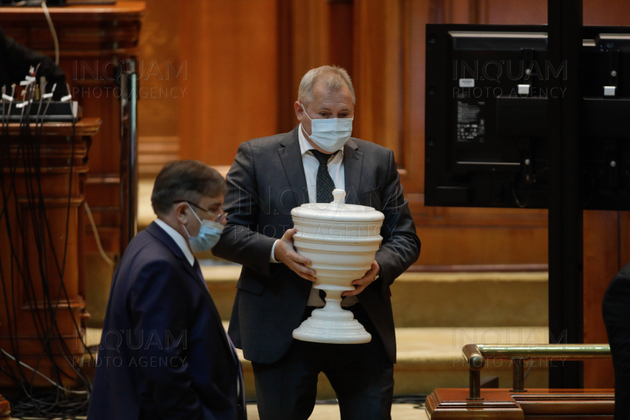 BUCURESTI - PARLAMENT - MOTIUNE GUVERN CITU - 5 OCT 2021