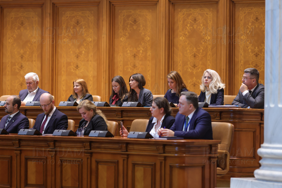 BUCURESTI - PARLAMENT - PLEN REUNIT - 1 OCT 2024