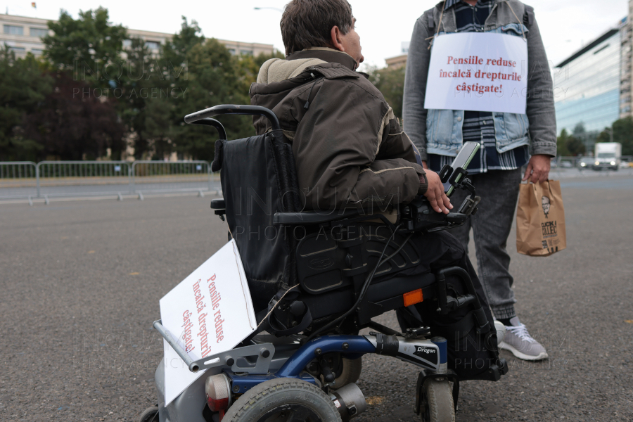 BUCURESTI - PENSIONARI CU DIZABILITATI - PROTEST GUVERN - 16 SEP 2024