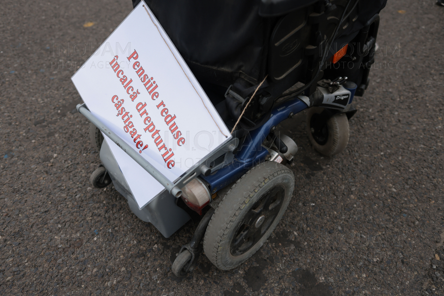 BUCURESTI - PENSIONARI CU DIZABILITATI - PROTEST GUVERN - 16 SEP 2024