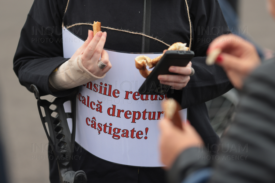 BUCURESTI - PENSIONARI CU DIZABILITATI - PROTEST GUVERN - 16 SEP 2024