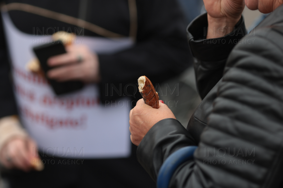 BUCURESTI - PENSIONARI CU DIZABILITATI - PROTEST GUVERN - 16 SEP 2024