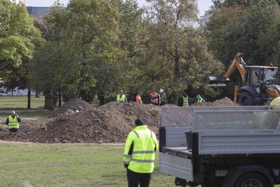 BUCURESTI - PIATA UNIRII - SANTIER PLANSEU DAMBOVITA - 14 OCT 2024