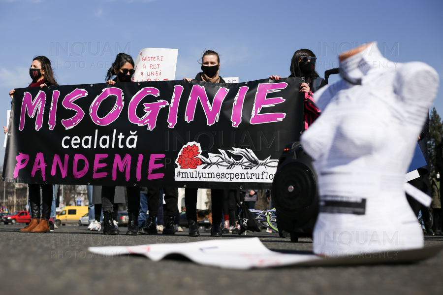 BUCURESTI - PIATA VICTORIEI - PROTEST - MISOGINIE - CEALALTA PANDEMIE - 8 MAR 2021
