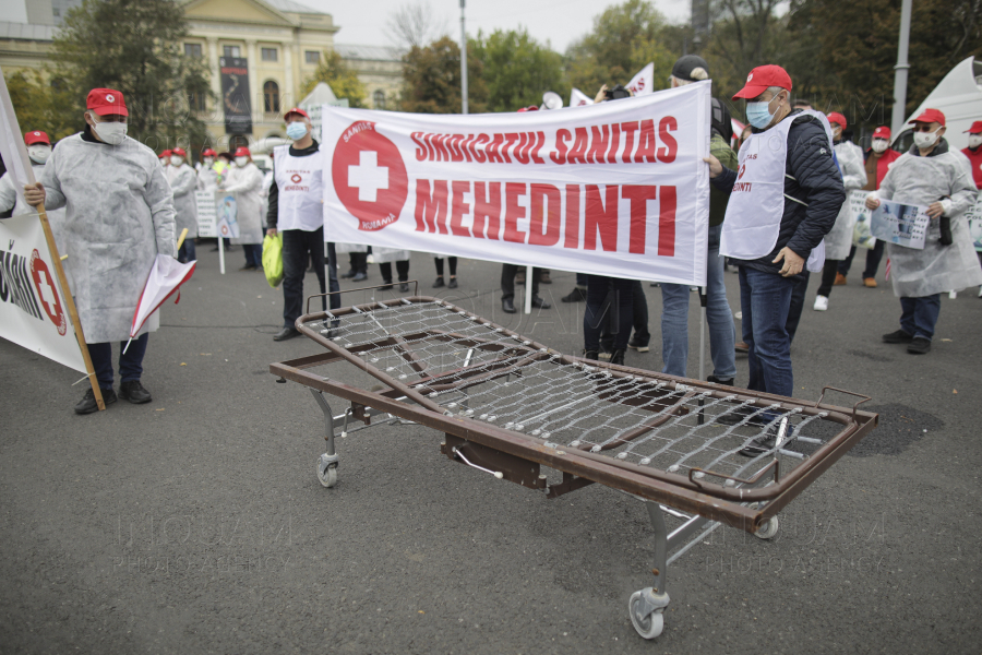 BUCURESTI - PIATA VICTORIEI - SANITAS - PROTEST - 3 NOI 2020