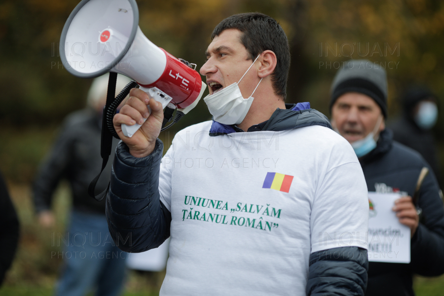 BUCURESTI - PROTEST - ASOCIATIA TARANILOR SI TARANCILOR DIN ROMANIA - 18 NOI 2020