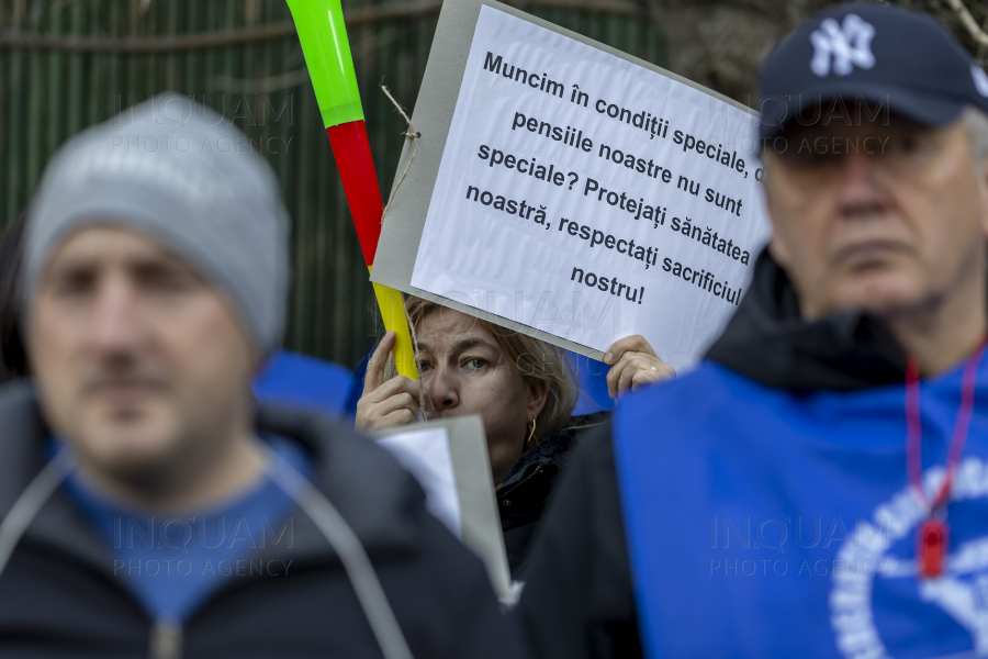 BUCURESTI - PROTEST - FEDERATIA SINDICATELOR ENERGETICA - 20 NOI 2024