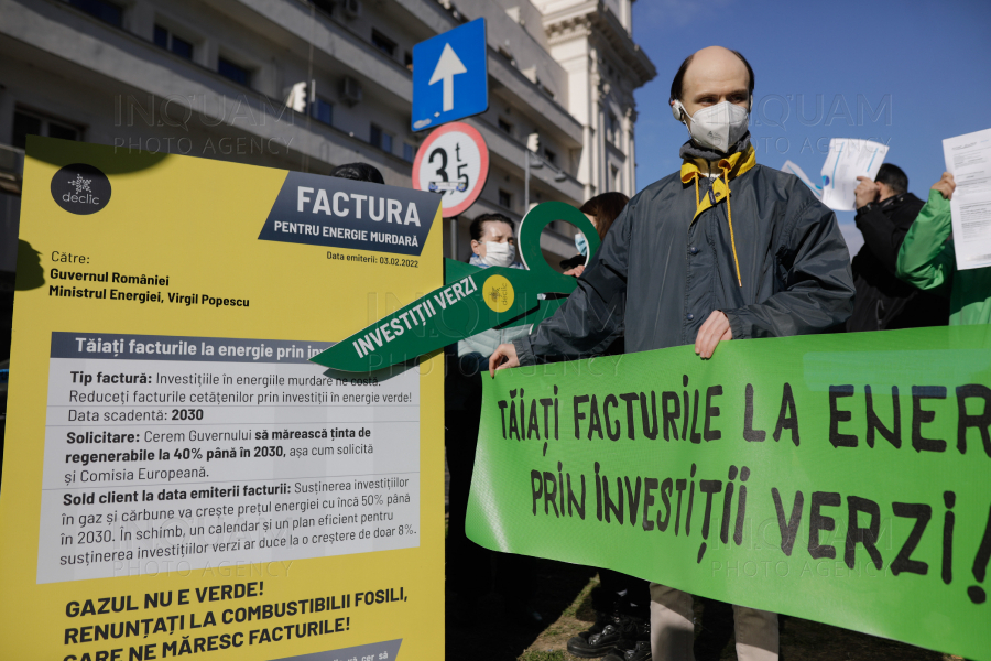 BUCURESTI - PROTEST - MINISTERUL ENERGIEI - TAIERIE DE FACTURI - 3 FEB 2022
