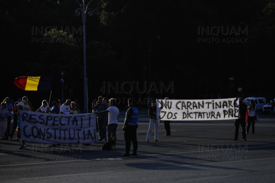 BUCURESTI - PROTEST - PIATA VICTORIEI - LEGE CARANTINA - IZOLARE - 15 IULIE 2020