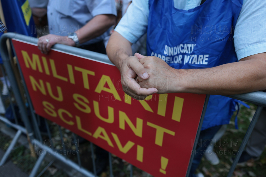 BUCURESTI - PROTEST CADRE MILITARE DISPONIBILZIATE - PSD - 3 SEP 2024