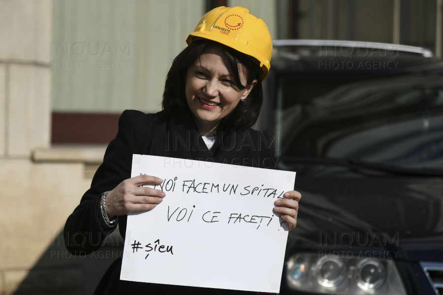 BUCURESTI - PROTEST #ȘÎEU - MINISTERUL FINANTELOR
