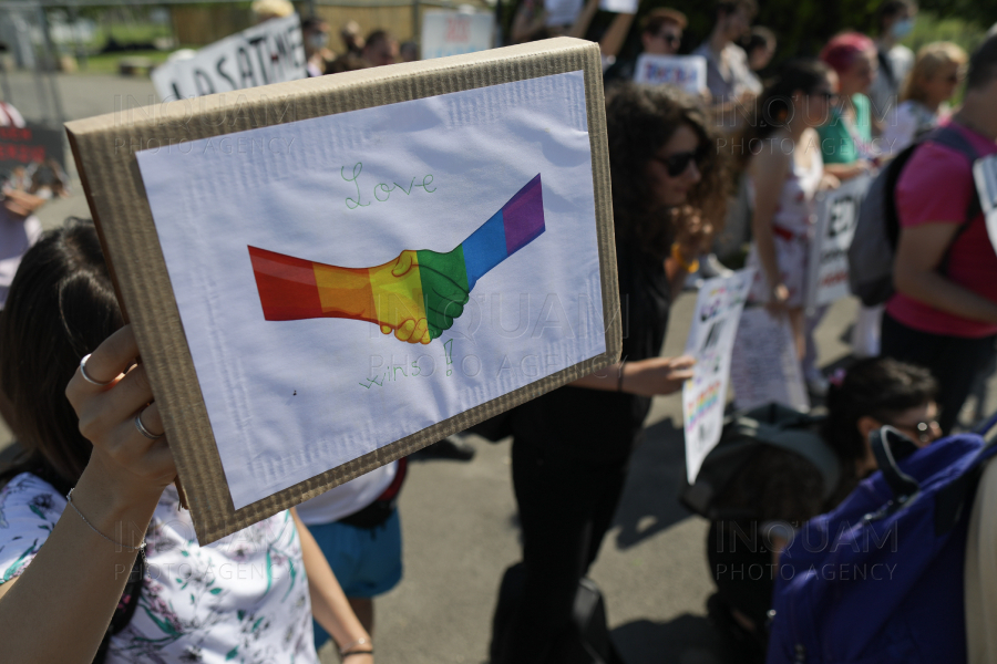 BUCURESTI - PROTEST LEGI ANTI-LGBT - OM NU CENZURA - 21 IUN 2022
