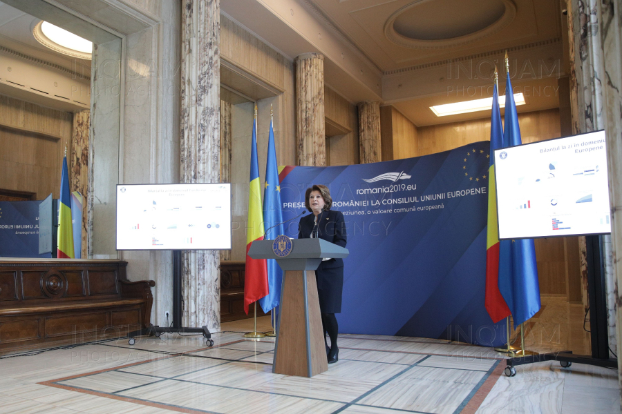 BUCURESTI - ROMANIA2019.EU - CONFERINTA - ROVANA PLUMB