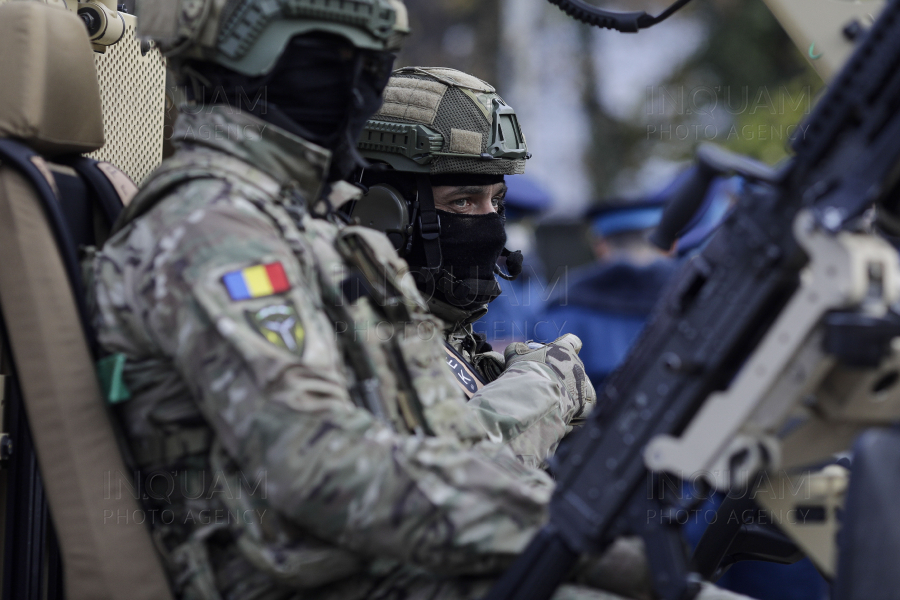 BUCURESTI - ZIUA NATIONALA - PARADA MILITARA - 1 DEC 2023