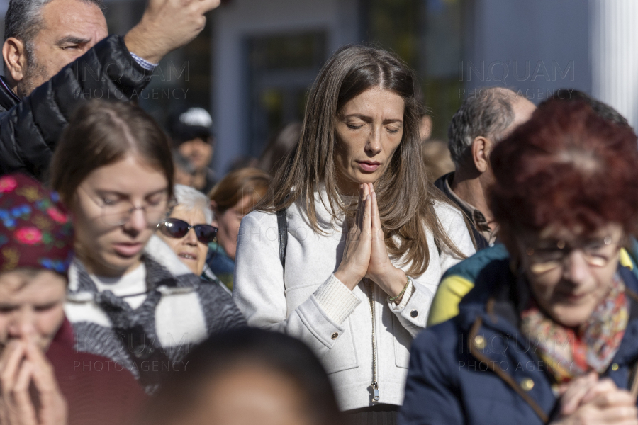 IASI - CATREDALA MITROPOLITANA - SLUJBA - SF. PARASCHEVA - 14 OCT 2024