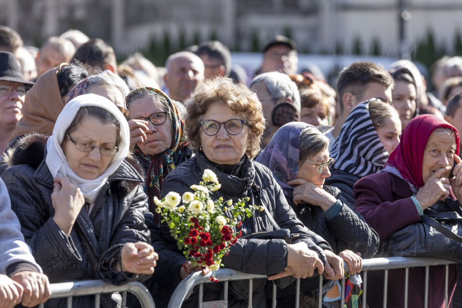 IASI - CATREDALA MITROPOLITANA - SLUJBA - SF. PARASCHEVA - 14 OCT 2024