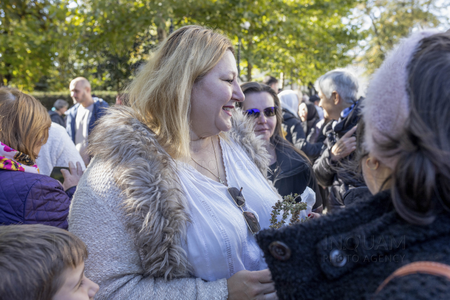 IASI - CATREDALA MITROPOLITANA - SLUJBA - SF. PARASCHEVA - 14 OCT 2024