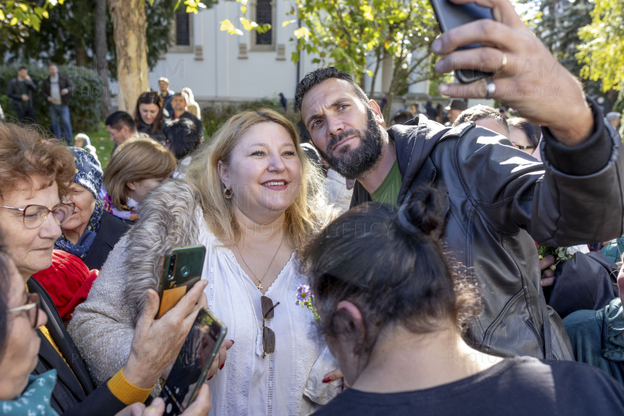 IASI - CATREDALA MITROPOLITANA - SLUJBA - SF. PARASCHEVA - 14 OCT 2024