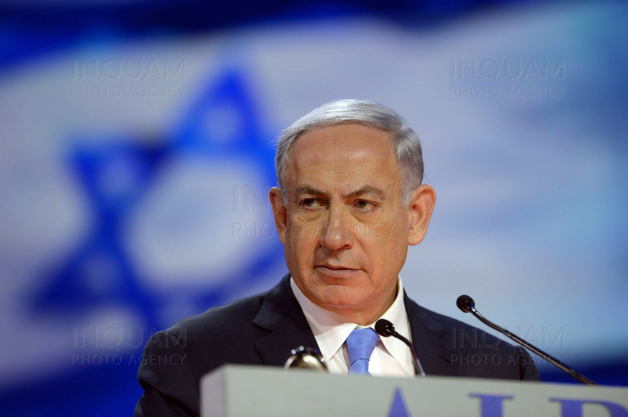 Le premier ministre israelien Benjamin Benyamin Netanyahou assiste 